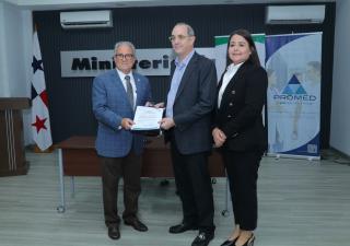 Minsa emite el primer Certificado de Libre Venta para dispositivos médicos fabricados en Panamá