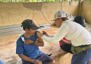 Equipo de enfermería de Veraguas realiza vacunación