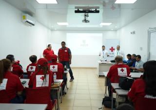 Centro de Salud Miguel de la Borda realizó una jornada de limpieza en la comunidad