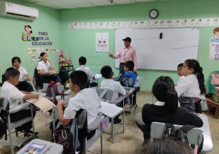 Minsa recibe 14 vehículos de comando médico donados por el Gobierno de Japón