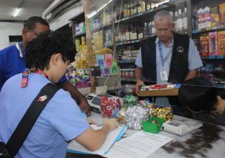 Minsa realiza operativo sorpresa a establecimientos de interés sanitario en San Miguelito