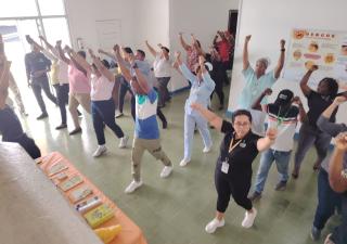 Minsa Colón promueve la prevención de la obesidad con jornada de concientización y actividad física