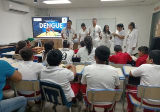 Conforman Brigadas Caza Mosquitos con estudiantes de la escuela  La Concepción en  Santiago