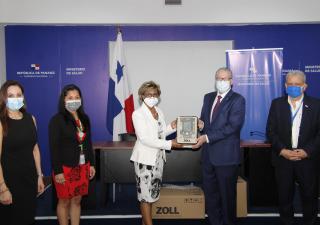 50 ventiladores y pruebas para diagnosticar el COVID donó la Fundación Manuel Cohen al MINSA 