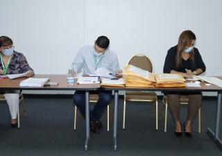 Licitación de medicamentos; participan 17 empresas farmacéuticas 