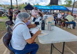 Regional de Salud de Los Santos ofrece servicios en feria