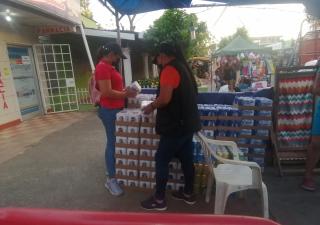 Verifican carné de manipulador y condiciones sanitarias 