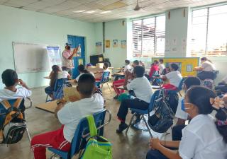 Promoción de la Salud ofrece sesiones educativas en escuelas santeñas 