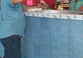 Verifican cumplimiento de normas sanitarias en comercios de Los Santos 