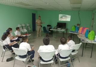 Conmemoran día D en escuelas santeñas