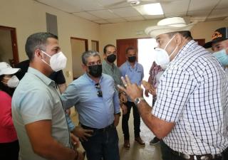 Varios MINSA-Capsi fueron atendidos por el ministro Sucre en gira en Los Santos