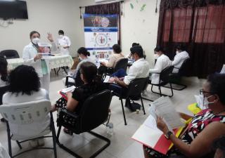 Capacitan personal de salud sobre el manejo clínico de pacientes con tuberculosis