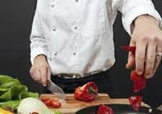 Reprograman capacitación de manipuladores de alimentos 