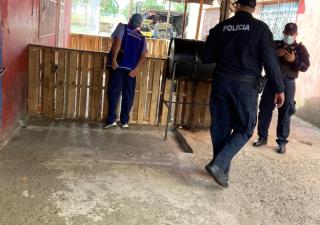 En Barraza desarman estructura para posible fiesta 