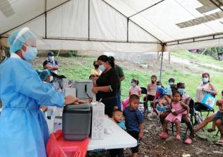 Jornada masiva de vacunación en la capital