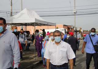 Ministro Sucre señala que no hay desabastecimiento en San Miguel Arcángel