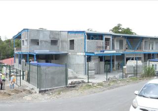 Autoridades del Minsa recorren obra en Kuna Nega 