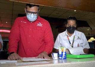 Verifican locales de interés sanitario en el corregimiento de Parque Lefevre 