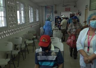 Aplican dosis a rezagados y dosis de refuerzo en Centro de Salud de El Chorrillo