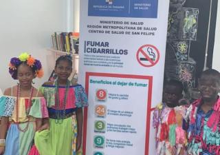 Realizan concurso de sombreros reciclables en conmemoración del Día Mundial sin Tabaco