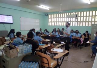 Capacitación y actualización en temas de salud pública 
