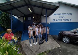 Realizan operativos de limpieza en escuelas de Río Abajo