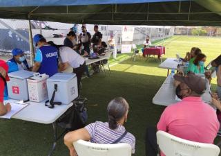 Feria de Salud beneficia a moradores en la islita de Curundú