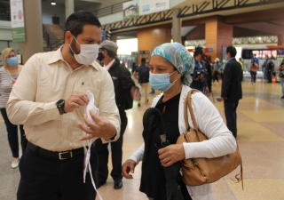 Resolución Sanitaria obliga a la población utilizar la mascarilla