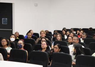 Conversatorio y jornada de sensibilización a personal de Salud