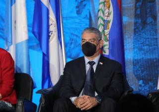 Ministro de Salud reitera que aplicarse las dosis de refuerzo es vital en la lucha contra el Covid-19