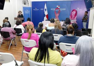 Minsa comparte una oración con los afectados por cáncer