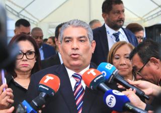 Ministro de Salud, Luis Francisco Sucre destacó los avances que en infraestructura se han adelantado en esta gestión.