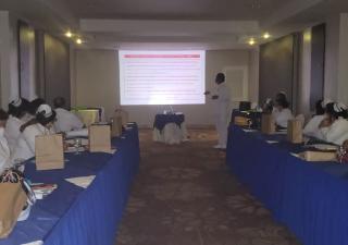 Enfermeras se capacitan para vacunación contra viruela símica