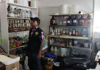 Regional del MINSA en Colón detecta farmacia clandestina que fabricaba medicamentos