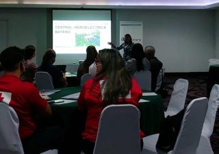 Regional de Panamá Este participa en capacitación de actualización