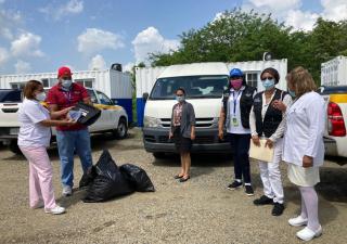 Personal de vacunación en 8-4 inicia traslado
