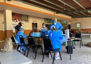 Continúa estrategia de vacunación en Panamá Este