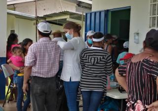 Gira de la Comisión Agropecuaria Regional de la mano con Minsa beneficiando al productor y su familia.