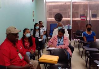 Técnicos de Saneamiento Ambiental en Panamá Norte actualizan conocimientos sobre medición de partículas de humo de tabaco              