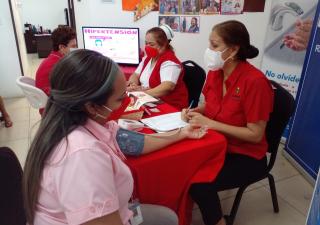Realizan toma de presión a funcionarios de Salud en Panamá Norte