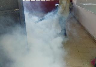 Nebulizan planteles educativos en Panamá Norte