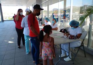 Baja asistencia para la segunda dosis pediátrica en Panamá Norte