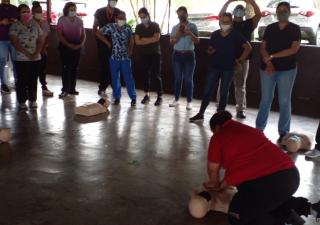 Odontólogos se capacitan en primeros auxilios básicos
