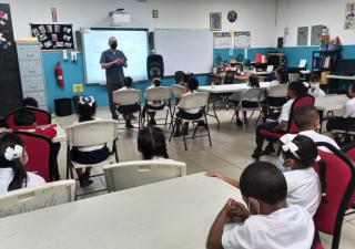 Inicia el programa de escolar en la escuela Nicolle Garay 