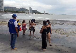  Continúan operativos de salud en playas de Panamá Oeste