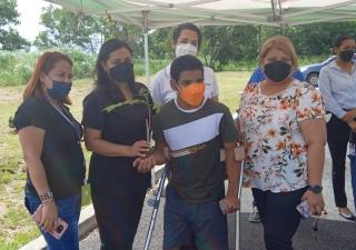 Municipio de La Chorrera hace donación de plantones de Guayacanes al Centro Reintegra