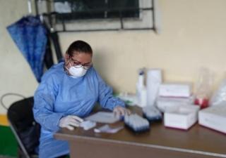 Laboratoristas en Panamá Oeste mantienen la atención a pesar del paro de brazos caídos