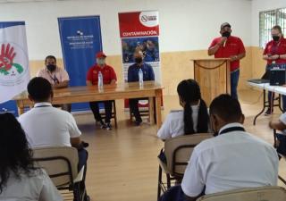 Liga antitabaco juvenil llegó a El Cacao de Capira
