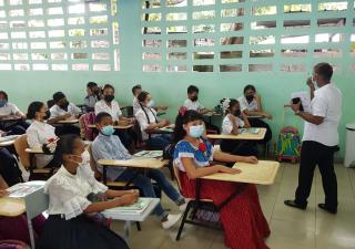 Promoción de la Salud Panamá Oeste continua con la lucha de prevenir el Dengue en Arraiján.