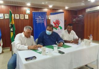 Autoridades en Panamá Oeste firman pacto para disminuir el consumo de tabaco